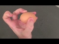 Nasıl İçin 2 Saniye Sonra Bir Haşlanmış Yumurta Soyma Resim 4