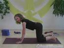 Yoga İçin Geri Teşkil Etmektedir: Geri Rahatlatmak İçin Yoga Pozisyonları Ağrı Ve İnşa Gücü: Yoga Kedi Pozisyonu