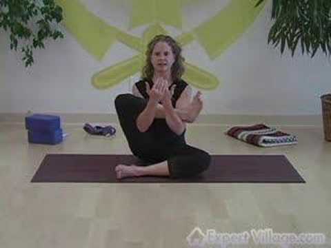 Sırt Ağrısı Ve Gücü Bina İçin Yoga Teşkil Etmektedir: Yoga Shin Beşik Kalça Açacağı Resim 1