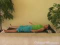 Acemi Yoga Pozisyonları : Ceset Acemi Yoga Poz  Resim 3