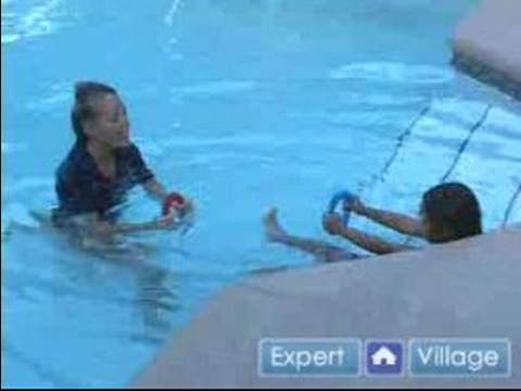 İçin Çocuklara Öğretmek İçin Nasıl Yüzmek : Adımları İçin Yüzmek İçin Bir Çocuk Öğretim  Resim 1