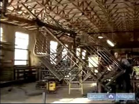 Nasıl Çelik Bir Spiral Merdiven İnşa Etmek : Spiral Merdivenler İçin Merdiven Aşağı Alarak 