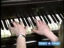 Nasıl Temel Piyano Akorları Oynamak İçin : Öğrenme Büyük B & B Temel Akorları Piyano İçin Küçük  Resim 3