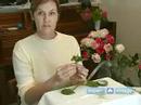 Nasıl Düğün İçin Çiçek Düzenlemeleri Yapmak: Yeşiller Düğün Buketler İçin Seçme: Çiçek Düzenlemeleri Yapmak İçin İpuçları Resim 4