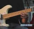 Elektro Gitar Soloları Oynamayı: Elektro Gitar Soloları İçin Yedi Akor Arpejler Oynamayı Resim 3