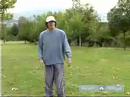 Nasıl Disk Golf Ve Frisbee Futbol İçin Bir Frizbi Atmak: Nasıl Bir Frizbi Bacak Altında Yakalamak İçin Resim 3