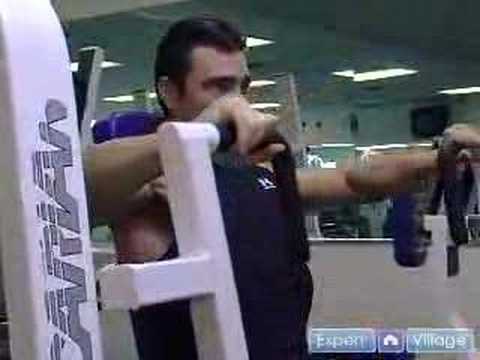 Spor Salonunda Egzersiz Kullanılacak Makineleri Nasıl: Spor Salonunda Göğüs Basın Egzersiz Makinesi Kullanma Resim 1