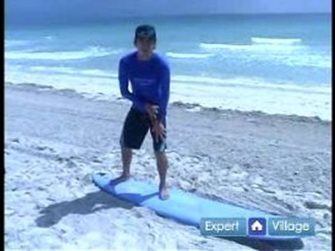 Nasıl Sörf Yapılır: Nasıl Sörf Tahtası Üzerinde Pozisyon Değiştirmek İçin: Sörf Dersi Başlıyor