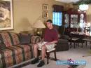 Evde Üst Düzey Kondisyon : Diz Uzantısı Yaşlılar İçin Bacak Kaslarını Güçlendirmek İçin Egzersiz  Resim 3