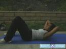 Kıdemli Fitness Egzersizleri: Karın Crunch Egzersiz Üst Düzey Sağlık Ve Fitness İçin Resim 4