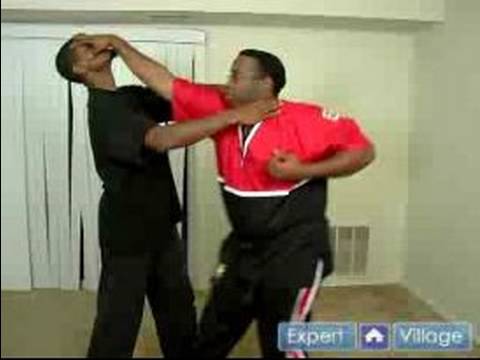 Shorin-Ryu Karate İpuçları Ve Teknikleri : İki El Choke Shorin-Ryu Karate Savunmak 