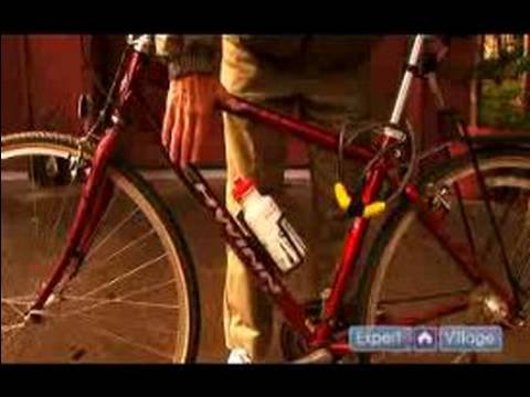 Bisiklet Parçaları: Zincirler, Dişliler Ve Bilya Yatakları: Bir Bisiklet Çerçeve İçinde Kullanılan Malzemeler Resim 1