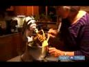 Nasıl Çikolatalı Kurabiye Yapmak: Toll House Çikolatalı Kurabiye Pişirme İçin Pan Hazırlanıyor Resim 3