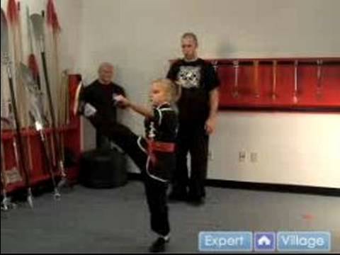 Çocuklar İçin Kung Fu Temelleri: Tekme Yumruk Hareket Kung Fu Kendini Korumak İçin Çocuklar İçin Resim 1