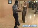 Nasıl Bir Kulüpte Dance: Disko Dans Hamle Adamın El Değişikliği Konusunda İpuçları Resim 3