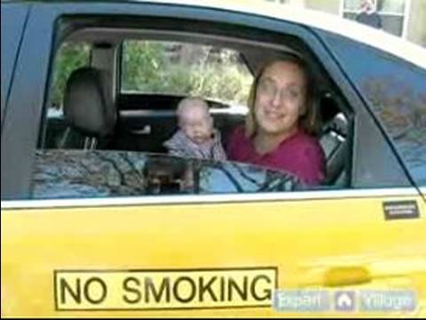 Nasıl Bir Bebek Bir Arabaya Sunmak İçin: Nasıl Bir Taksi İçinde Bir Bebek Sunmak İçin Resim 1