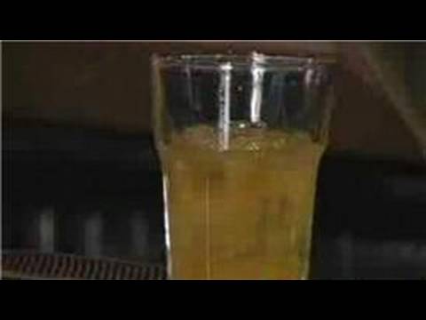 Video Barmenlik Kılavuzu: Mavi Çim Kokteyl Tarifi - Bourbon İçecekler