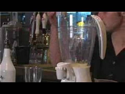 Video Barmenlik Kılavuzu: Pina Colada Tarifi - Dondurulmuş İçecekler