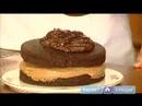 Vegan Tatlı Tarifleri: Çikolata Sır Vegan Çift Çikolatalı Kek İçin Uygulanıyor.