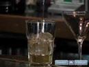 Video Barmenlik Kılavuzu: Küçük İtalya Tarifi - Bourbon İçecekler