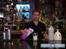 Video Barmenlik Kılavuzu: Beyaz Çikolatalı Martini Tarifi - Votka İçecekler Resim 3