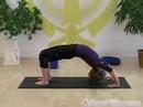 Vinyasa Yoga Pozlar Ve Pozisyonlar: Ücretsiz Online Yoga Talimat : Tekerlek Vinyasa Yoga Poz  Resim 3