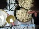 Mükemmel Kızarmış Peynir Nasıl Yapılır, Omlet Ve Patlamış Mısır : Patlamış Mısır Yağ Çekmek İçin Teknikler  Resim 4