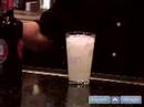 Video Barmenlik Kılavuzu: Georgia Tea Tarifi - Long Island Iced Çaylar Resim 4
