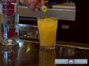Video Barmenlik Kılavuzu: Harvey Wallbanger Recipe - Votka İçecekler Resim 4