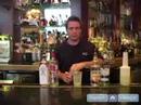 Video Barmenlik Kılavuzu: Long Island Buzlu Çay Tarifi - Long Island Iced Çaylar Resim 4