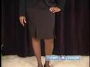 Nasıl Bir Röportaj İçin Elbise : Röportaj İçin İki Parça Siyah Bir Elbise Giyen Bayanlar İçin Ücretsiz İpuçları  Resim 4