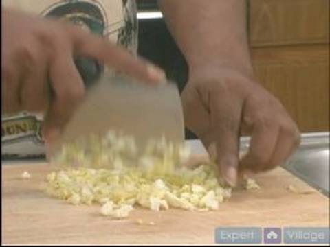 Creole Patates Salatası Tarifi Talimatları: Chop Yumurta İçin Creole Patates Salatası Resim 1
