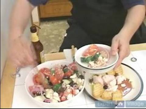 Nasıl Bir Yunan Beyaz Peynirli Salata Hazırlamak: Yunan Beyaz Peynir Salata İçin Tamamlayıcı İçecekler