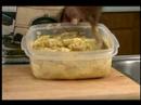 Geleneksel Patates Salatası Tarifi: Patates Patates Salatası İçin Ekleyin. Resim 3