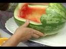 Nasıl Meyve Centerpieces Carve İçin: Bebek Bebek Arabası Centerpiece Meyve İle Doldurma Resim 3