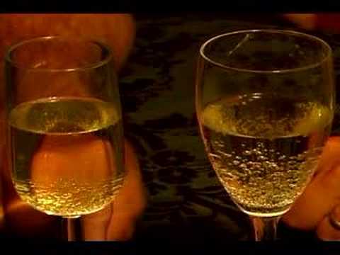 Şampanya Ve Köpüklü Şarap Hakkında: Ne Yiyecek Şampanya İle Servis Edilir