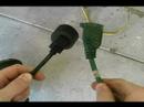 Bir Elektrikli Çim Makası Kullanın: Uzatma Kablosu İçin Bir Elektrik Makası Kullanarak Resim 4