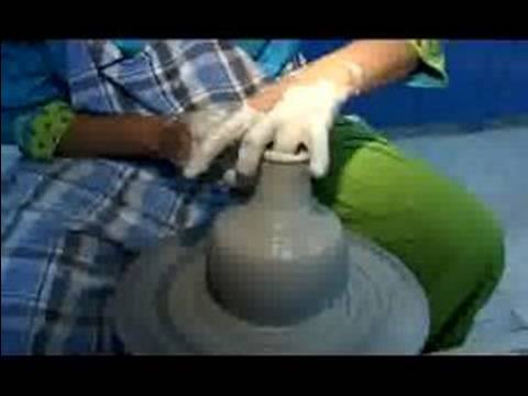 Nasıl Çanak Çömlek Yapmak İçin : Tıklayın Tekerlek Üzerinde Kil Çömlek Nasıl Şekil: Bölüm 1 Resim 1