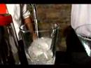 Nasıl Barmenlik Ve Yapmak Kokteyller Yapılır: Martini Karıştırma Resim 4