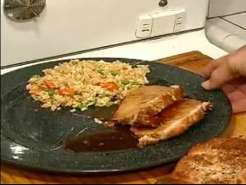 Karayip Kızartma Domuz Tarifi: Nasıl Calypso Domuz Rostosu Ve Ada Fried Rice Servis