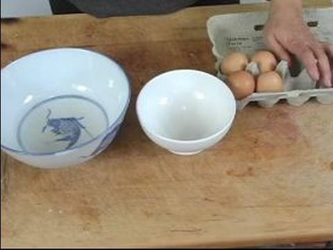 Nasıl Kabak Ekmek Yapmak: Yumurta Kabak Ekmek İçin Ekleyerek