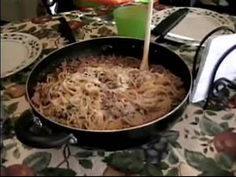 Spagetti Et Sosu Tarifi: Nasıl Bir Spagetti Et Sosu Yemek İle Hizmet Resim 1