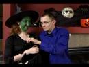 Halloween Cadı Olmak İçin Kostümler Nasıl: Bir Cadı Kostümü İçin Props Kullanmayı Resim 3