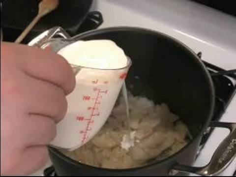 Çorbası Tarifi: Soğuk Patates & Pırasa Çorbası : Çorbası Çorba İçin Krema Ekleyin 