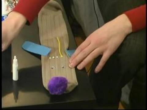 Nasıl Çorap Kuklalar Yapmak: Saç İçin Bir Çorap Kukla Yapma Resim 1