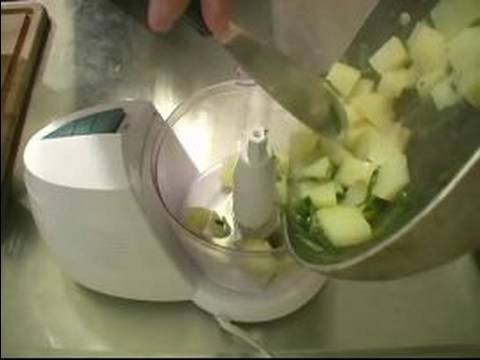 Patates Çorbası : Patates Ve Pırasa Çorbası Mutfak Robotu Pişmiş Patates Ve Pırasa Karışımı 