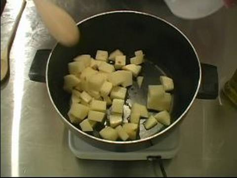 Patates Çorbası Tarifleri: Kahverengi Patates Ve Havuç İçin Zengin Patates Çorbası