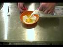 Patates Çorbası : Doyurucu Patates Çorbası İçin Yumurta Ve Kremalı Karışımı Ekleyin 