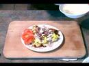 Cacık Sos İle Yunan Gyro Sandviç : Yunan Gyro Salatası Yapma  Resim 3
