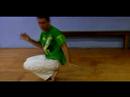 Capoeira Hamle İleri : Nasıl Bir Macaquinho Yapmak  Resim 4